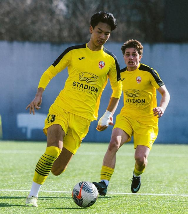 完美世界竞技平台官网-罕见！伯恩利为18岁张家鸣支付约31万欧：即将获得劳工证！|辽宁|辽宁铁人|青训|铁人|塞尔维亚_新浪体育_新浪新闻